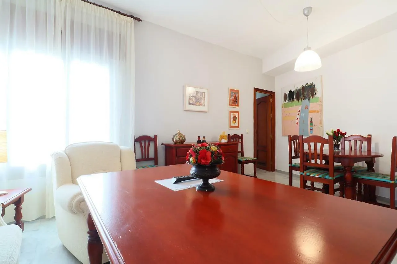 Apartamento Cardenal Toledo & Free Parking Córdoba