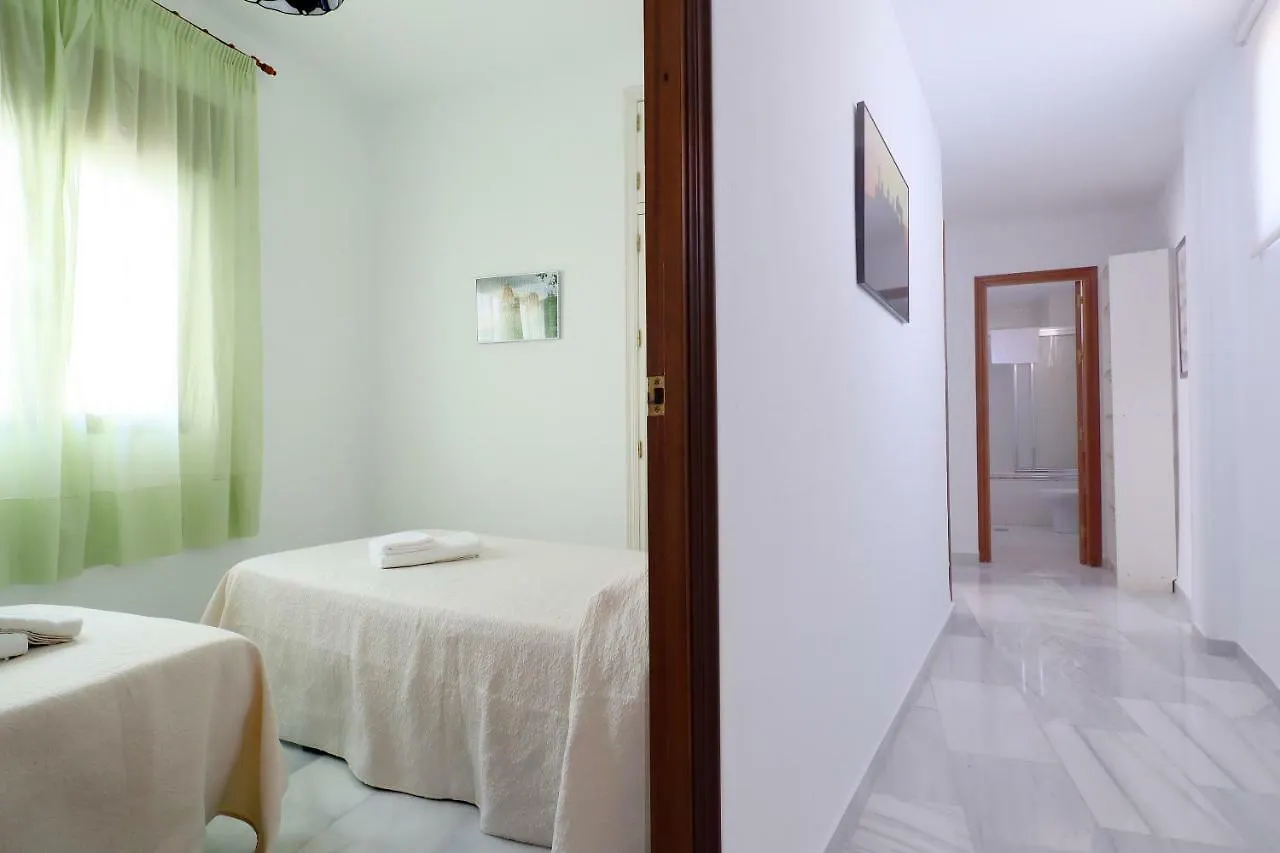 Apartamento Cardenal Toledo & Free Parking Córdoba