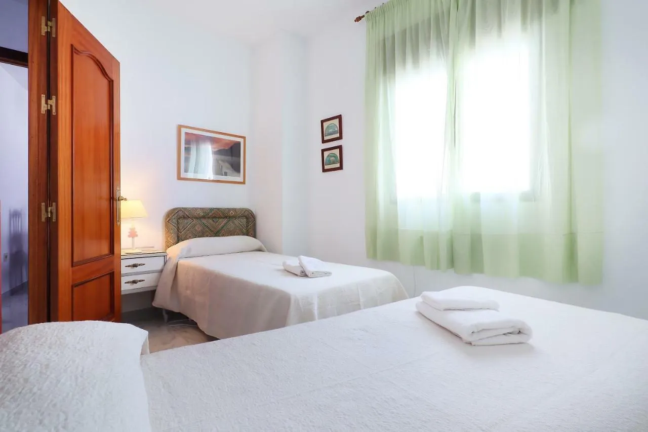 Apartamento Cardenal Toledo & Free Parking Córdoba