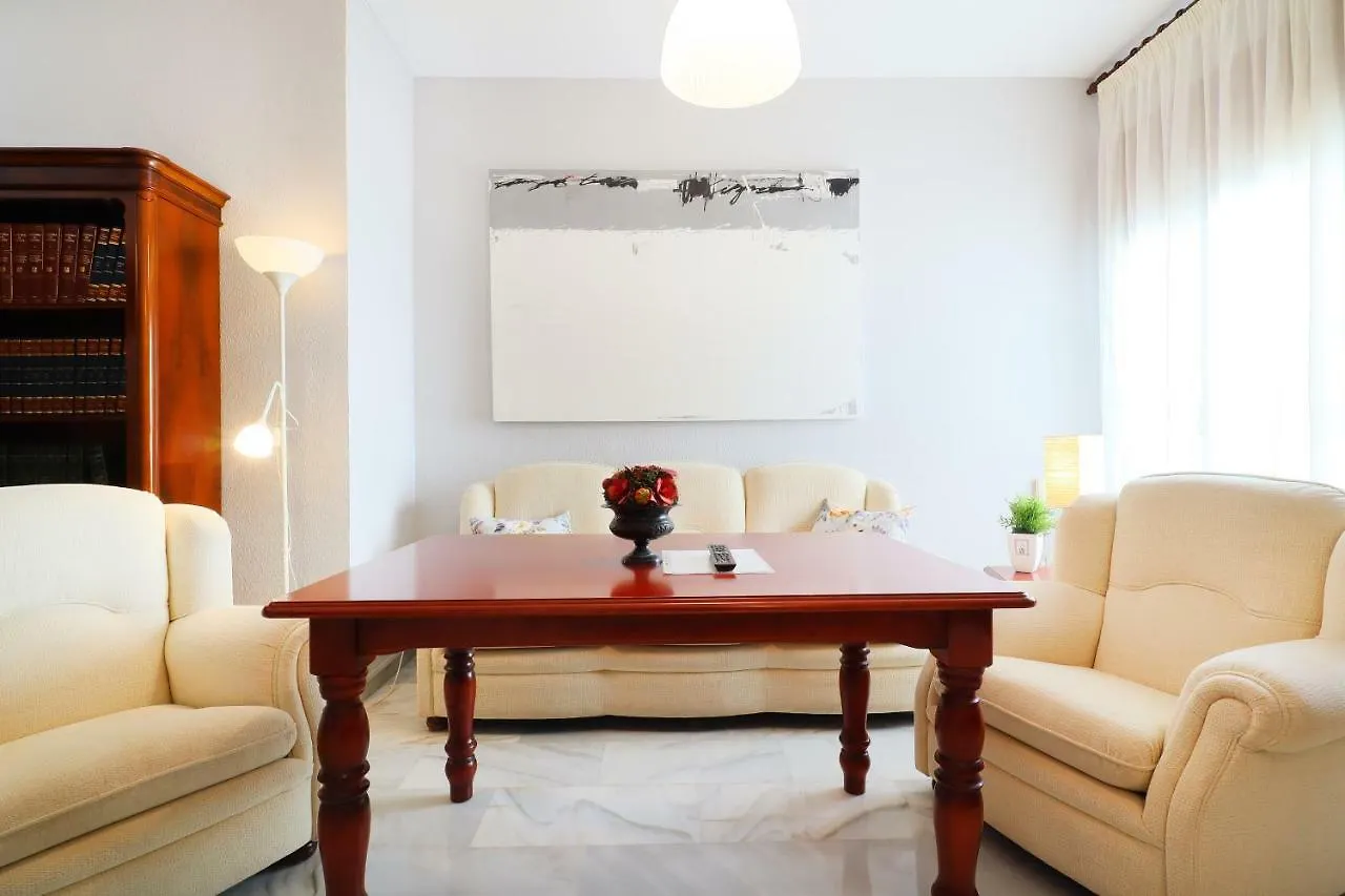Cardenal Toledo & Free Parking contacts